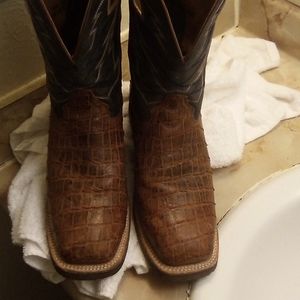 Alligator print steel toe work boots size 9 we twi